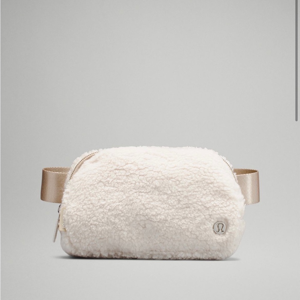 Lululemon Fleece Everywhere Belt Bag (Ivory)